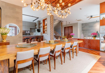 6 Bedroom Villa For Rent - Russey Keo, Phnom Penh thumbnail
