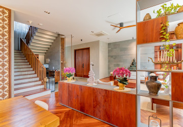 6 Bedroom Villa For Rent - Russey Keo, Phnom Penh thumbnail