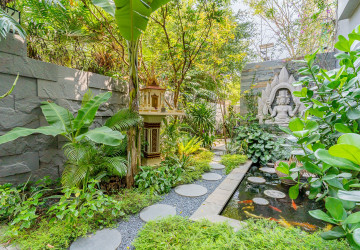 6 Bedroom Villa For Rent - Russey Keo, Phnom Penh thumbnail