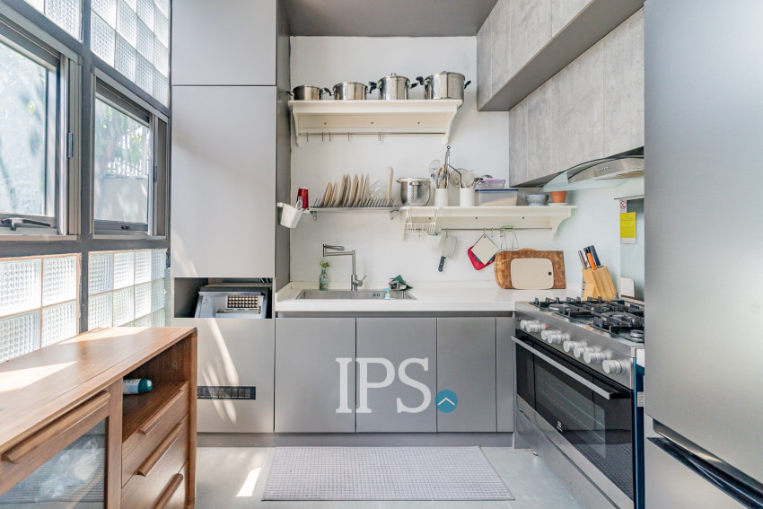 6 Bedroom Villa For Rent - Russey Keo, Phnom Penh