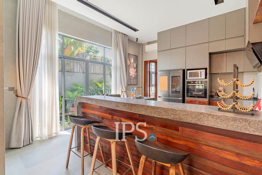 6 Bedroom Villa For Rent - Russey Keo, Phnom Penh