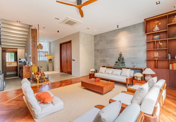 6 Bedroom Villa For Rent - Russey Keo, Phnom Penh thumbnail