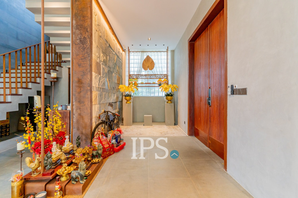6 Bedroom Villa For Rent - Russey Keo, Phnom Penh - Image 10 6 Bedroom Villa For Rent - Russey Keo, Phnom Penh - Image 10