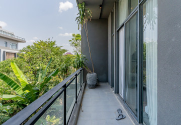 6 Bedroom Villa For Rent - Russey Keo, Phnom Penh thumbnail