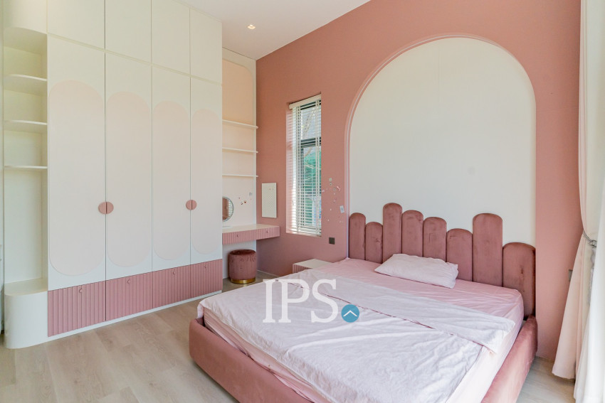 6 Bedroom Villa For Rent - Russey Keo, Phnom Penh