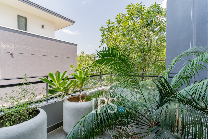 6 Bedroom Villa For Rent - Russey Keo, Phnom Penh