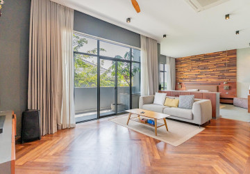 6 Bedroom Villa For Rent - Russey Keo, Phnom Penh thumbnail