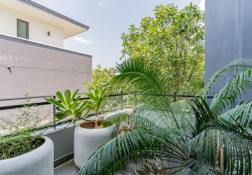 6 Bedroom Villa For Rent - Russey Keo, Phnom Penh thumbnail