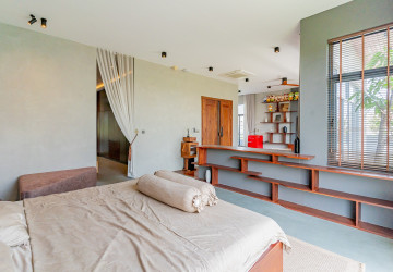 6 Bedroom Villa For Rent - Russey Keo, Phnom Penh thumbnail