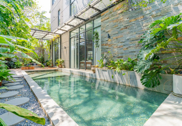 6 Bedroom Villa For Rent - Russey Keo, Phnom Penh thumbnail