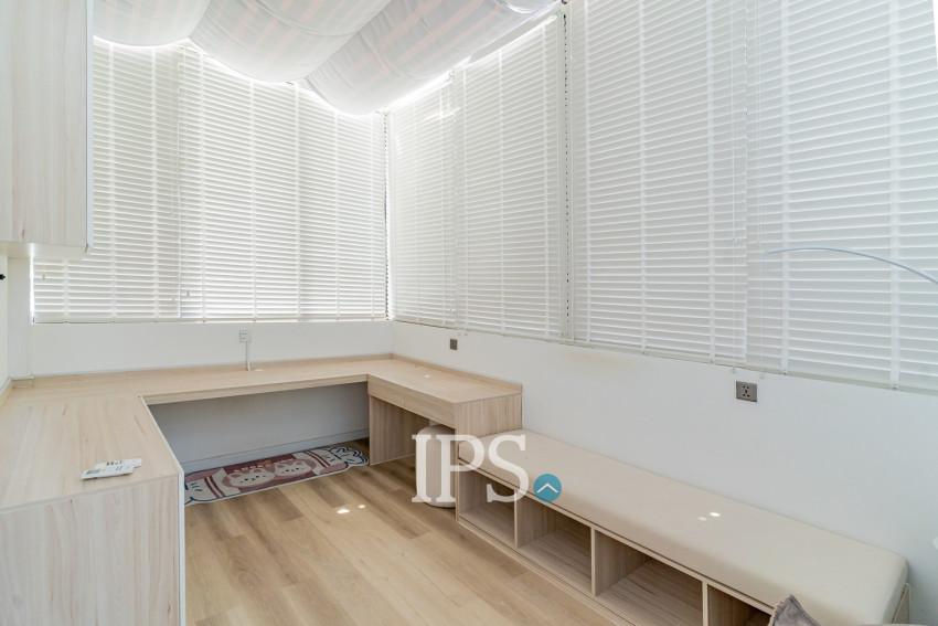 6 Bedroom Villa For Rent - Russey Keo, Phnom Penh