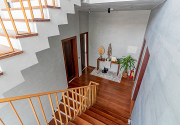 6 Bedroom Villa For Rent - Russey Keo, Phnom Penh thumbnail