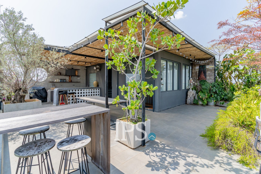 6 Bedroom Villa For Rent - Russey Keo, Phnom Penh