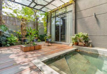 6 Bedroom Villa For Rent - Russey Keo, Phnom Penh thumbnail