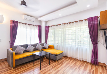 2 Bedroom Apartment For Rent - Slor Kram, Siem Reap thumbnail