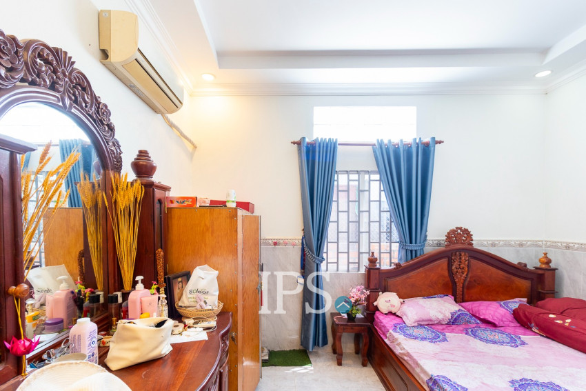 ផ្ទះ 1 បន្ទប់គេងសម្រាប់ជួល - សាលាកំរើក សៀមរាប