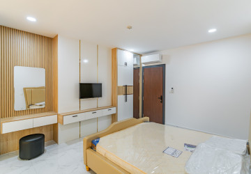 1 Bedroom Serviced Apartment For Rent - Boeung Kak 2, Phnom Penh thumbnail