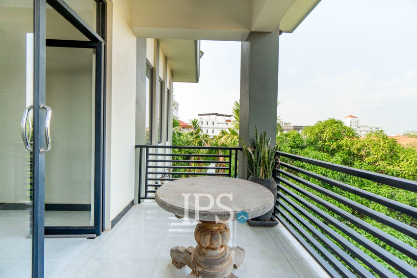 10 Bedroom Guesthouse For Rent - Svay Dangkum, Siem Reap