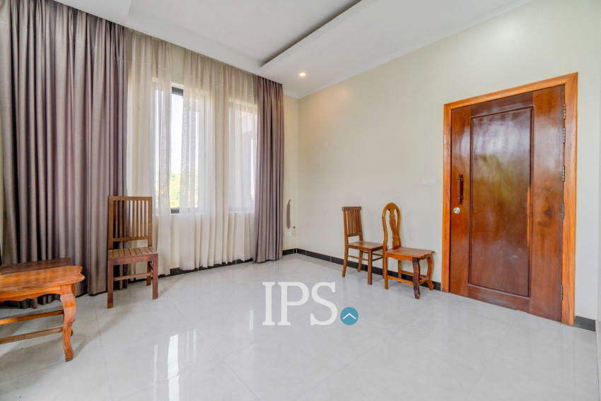 10 Bedroom Guesthouse For Rent - Svay Dangkum, Siem Reap