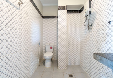 10 Bedroom Guesthouse For Rent - Svay Dangkum, Siem Reap thumbnail