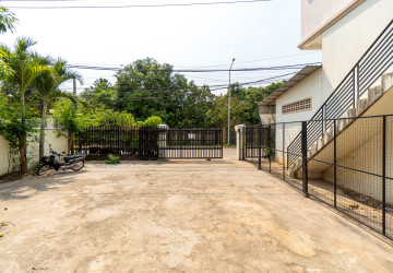 4 Bedroom House For Rent - Svay Dangkum, Siem Reap thumbnail