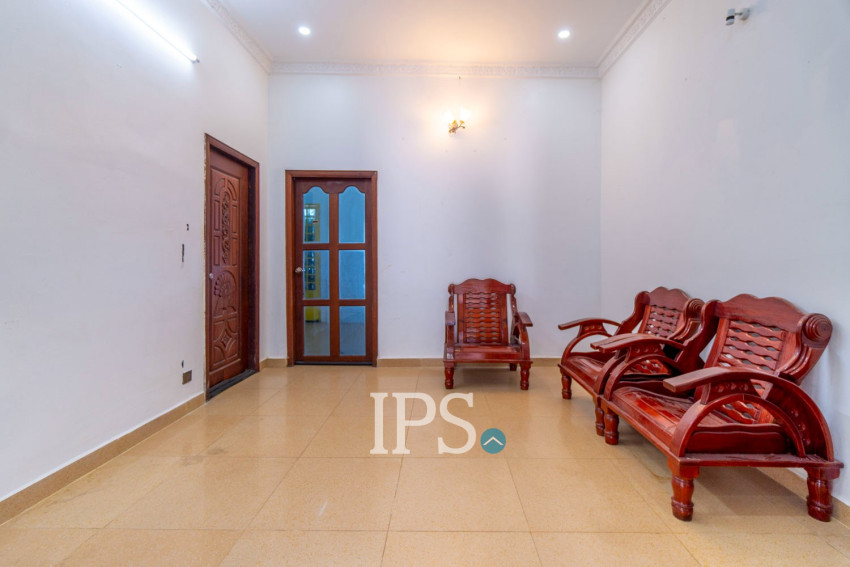 ផ្ទះ ៤ បន្ទប់គេងសម្រាប់ជួល - ស្វាយដង្គុំ សៀមរាប