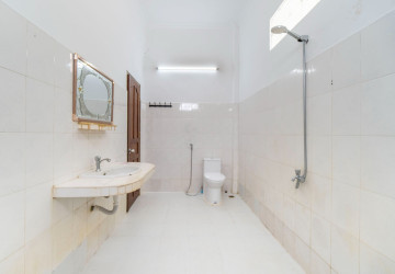 4 Bedroom House For Rent - Svay Dangkum, Siem Reap thumbnail