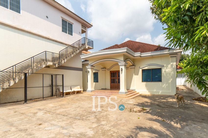 ផ្ទះ ៤ បន្ទប់គេងសម្រាប់ជួល - ស្វាយដង្គុំ សៀមរាប