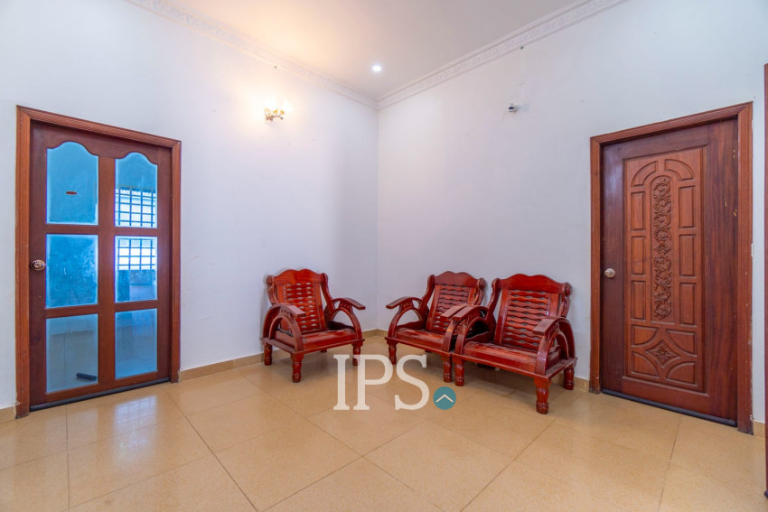 ផ្ទះ ៤ បន្ទប់គេងសម្រាប់ជួល - ស្វាយដង្គុំ សៀមរាប