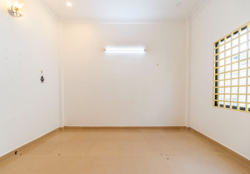 4 Bedroom House For Rent - Svay Dangkum, Siem Reap thumbnail