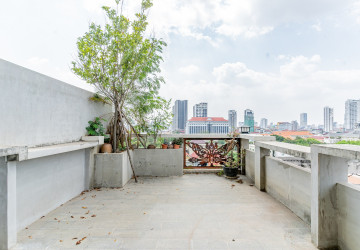 1 Bedroom Serviced Apartment For Rent - Tonle Bassac, Phnom Penh thumbnail