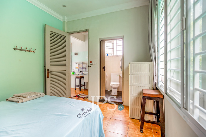 5 Bedroom House For Rent - Kep Province