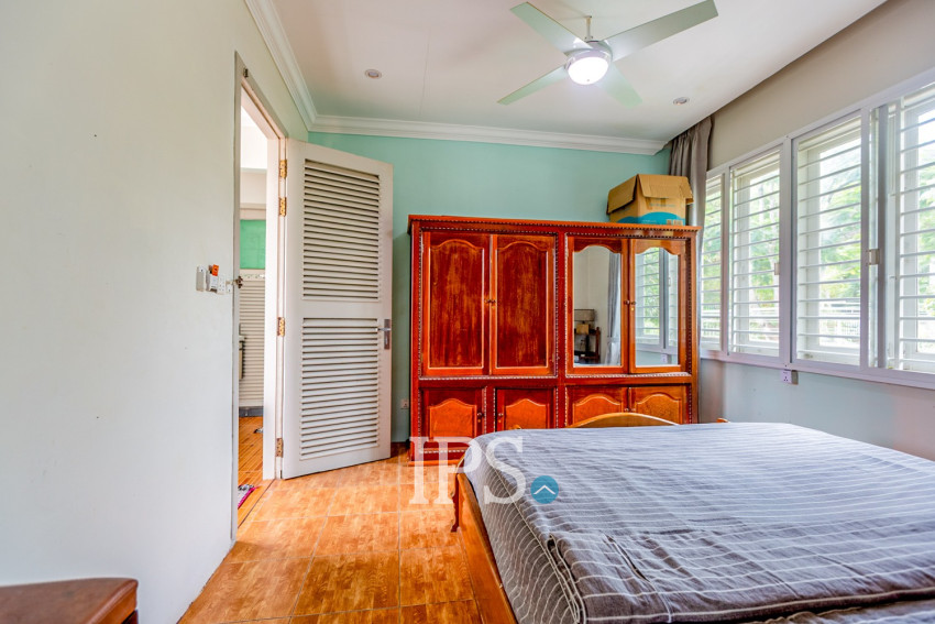 5 Bedroom House For Rent - Kep Province