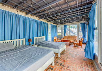 5 Bedroom House For Rent - Kep Province thumbnail