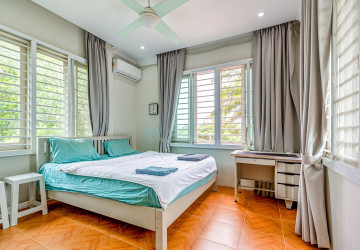 5 Bedroom House For Rent - Kep Province thumbnail