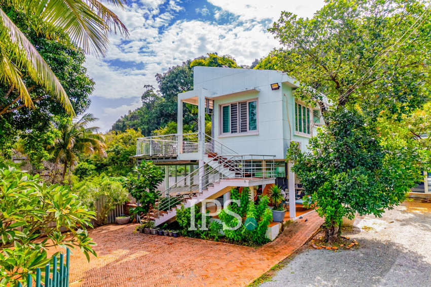 5 Bedroom House For Rent - Kep Province