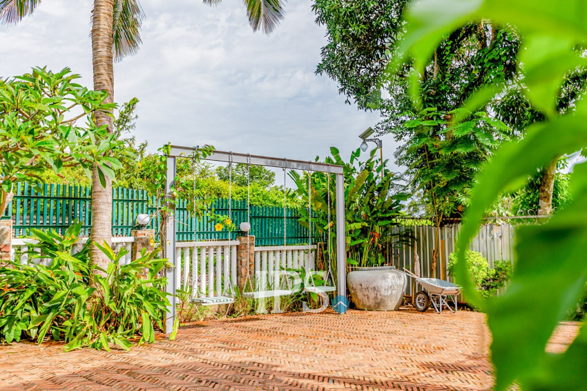 5 Bedroom House For Rent - Kep Province