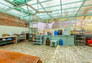 5 Bedroom House For Rent - Kep Province thumbnail