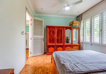 5 Bedroom House For Rent - Kep Province thumbnail