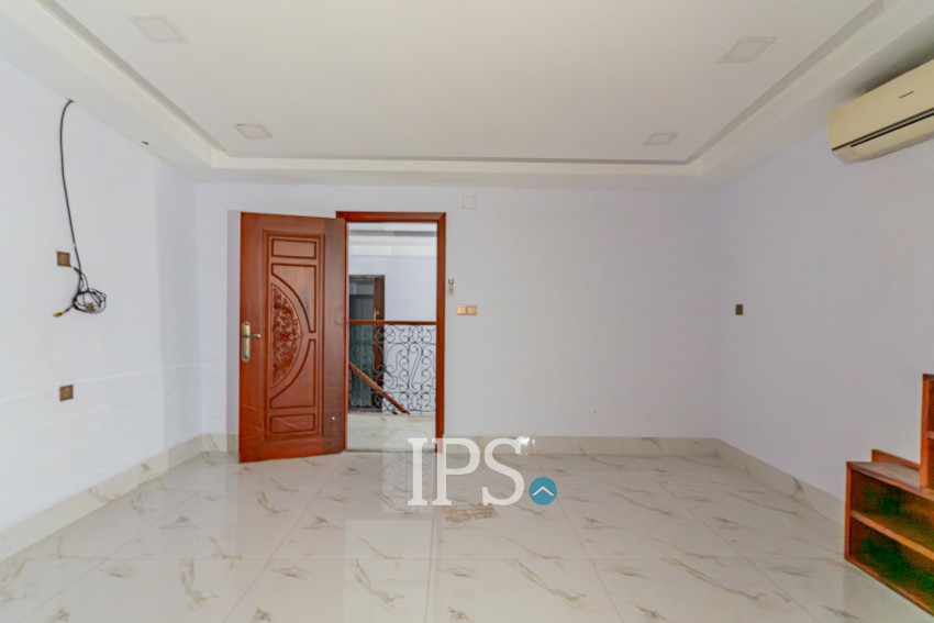 189 Sqm Retail Space For Rent - Chaktomukh, Phnom Penh