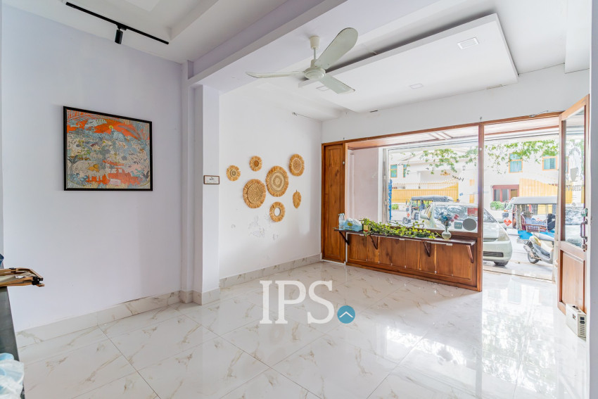 189 Sqm Retail Space For Rent - Chaktomukh, Phnom Penh