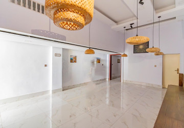 189 Sqm Retail Space For Rent - Chaktomukh, Phnom Penh thumbnail