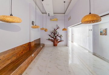 189 Sqm Retail Space For Rent - Chaktomukh, Phnom Penh thumbnail