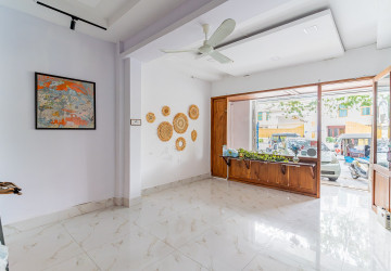 189 Sqm Retail Space For Rent - Chaktomukh, Phnom Penh thumbnail
