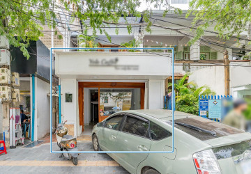 189 Sqm Retail Space For Rent - Chaktomukh, Phnom Penh thumbnail