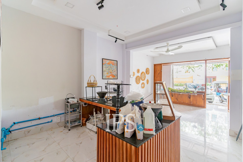 189 Sqm Retail Space For Rent - Chaktomukh, Phnom Penh