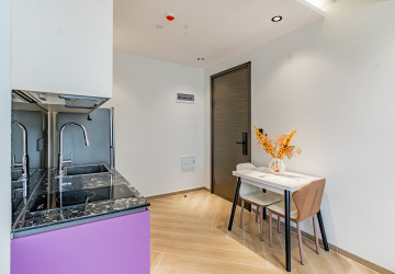 1 Bedroom Condo For Rent - Time Square 5, BKK1, Phnom Penh thumbnail