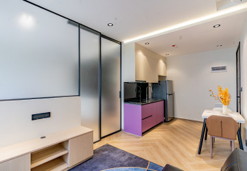 1 Bedroom Condo For Rent - Time Square 5, BKK1, Phnom Penh thumbnail