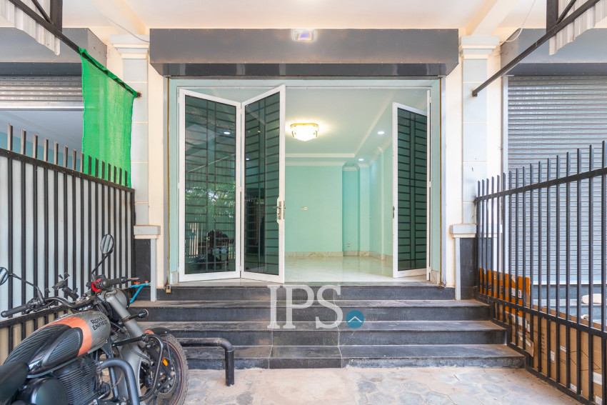 3 Bedroom House For Rent - Slor Kram, Siem Reap