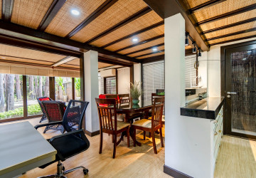 2 Bedroom Villa For Rent - Riverside, Slor Kram, Siem Reap thumbnail